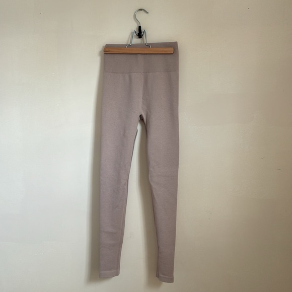 Everlane The Seamless Legging Burnt Sugar Cream Size XS/S NWOT - Picture 2 of 3
